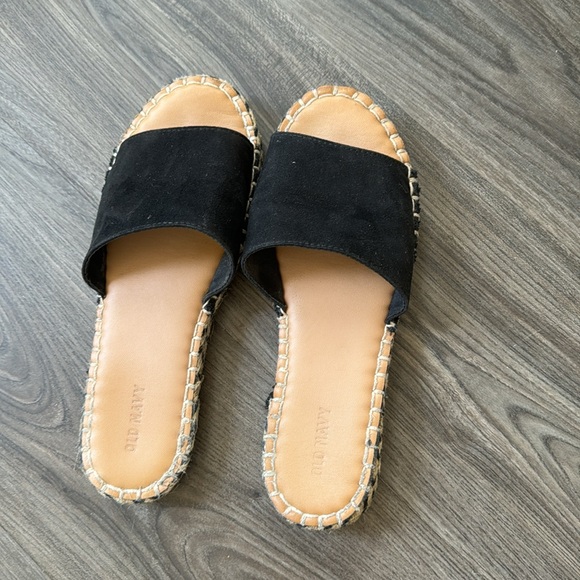 Woven Old Navy Sandals Size 8 - Picture 2 of 7